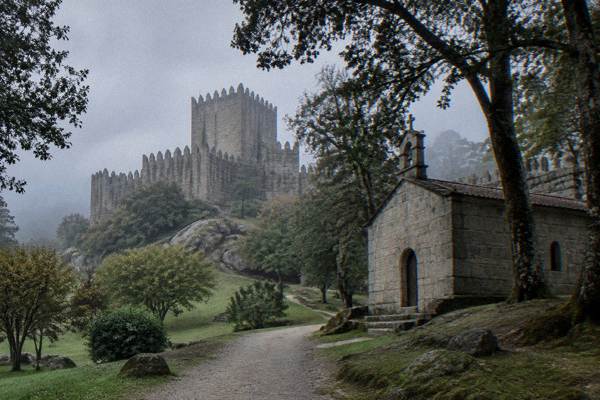 Bom Jesus & Castle, 9 Hours, Porto