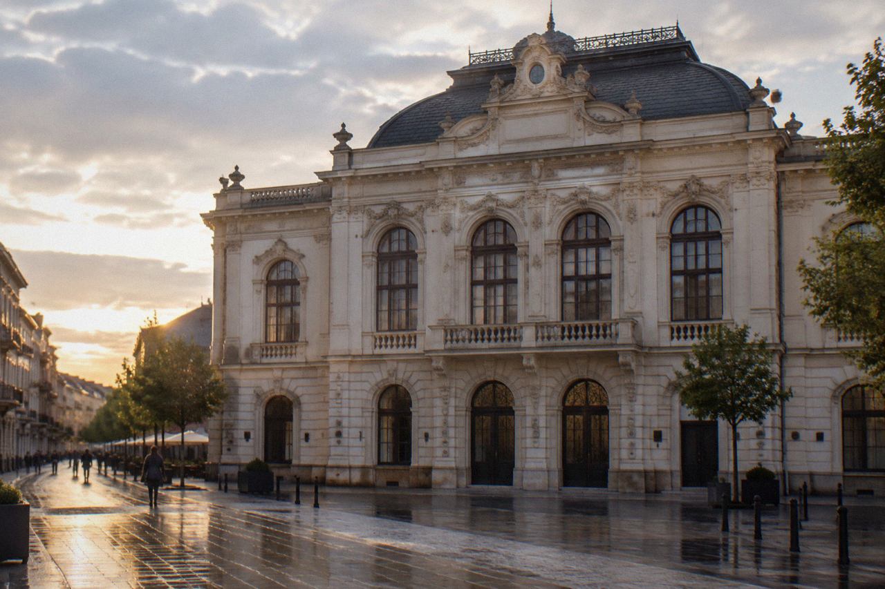 The ornate facade of the Theatro Circo theatre building on a Braga street