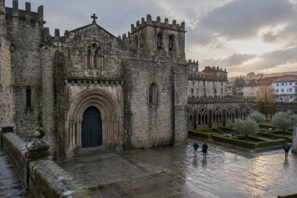 The Romanesque south portal of Braga Cathedral seen from the small square outside